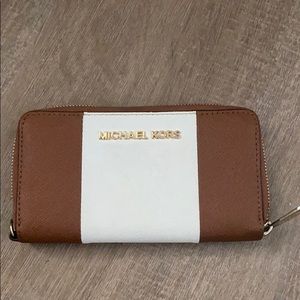 Michael Kors wallet